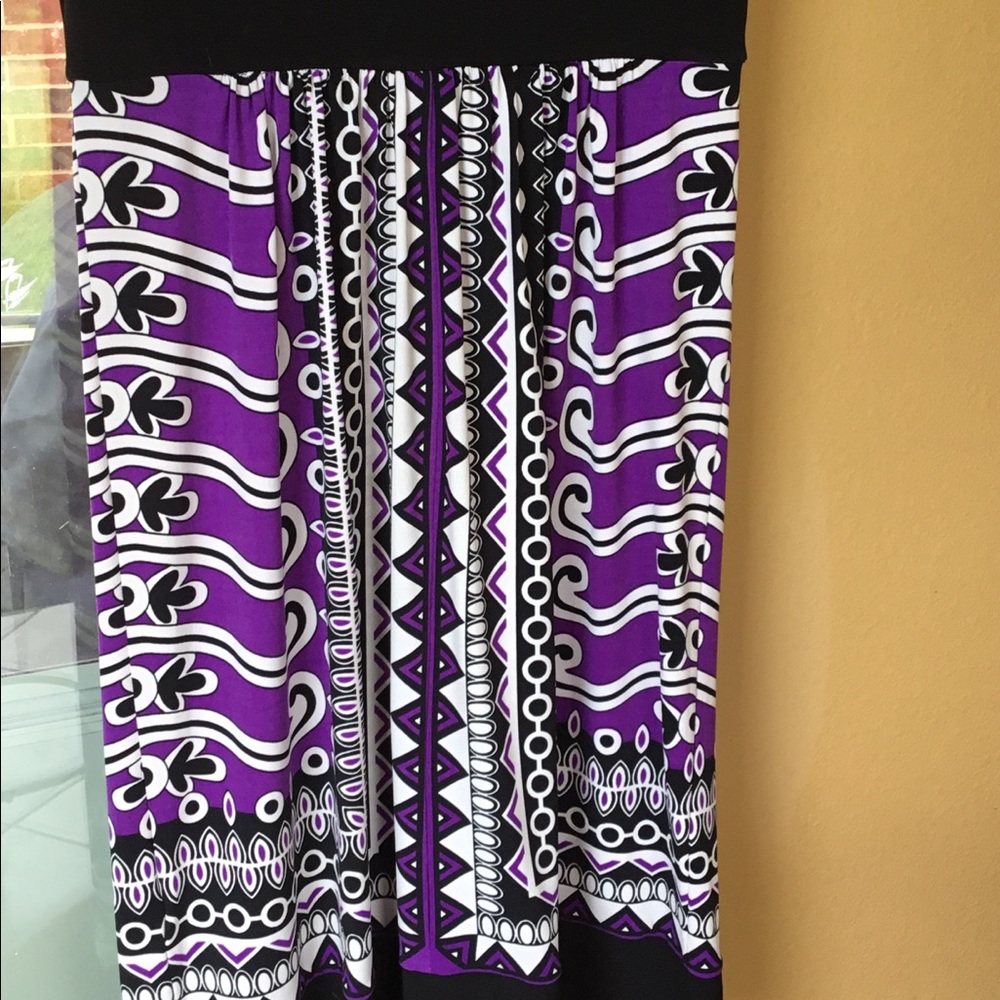 Dress - Picture 3 of 5